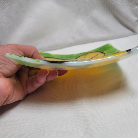 Julie Johnson Fused Glass Plate.  (876) - Picture 2 of 8